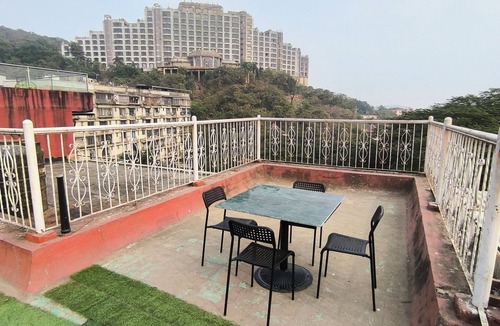 Aarey Colony Villa | villa with WiFi and AC in vibrant Mumbai