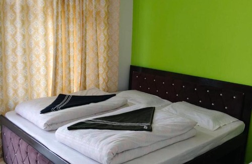 Guptkashi Hotel | Vinod Tourist Lodge