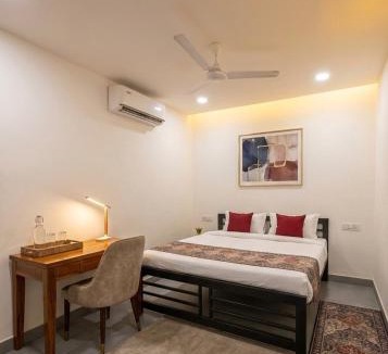 Delhi Hotel | Virmang Palace