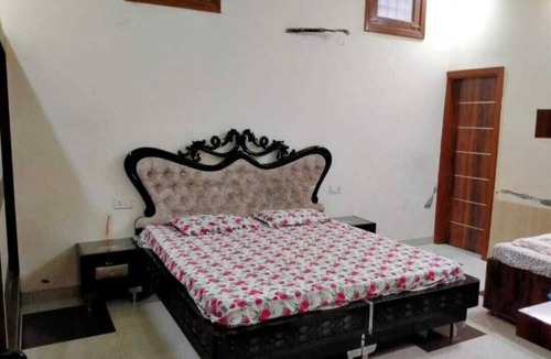 Amritsar Hotel | Vishal Homestay