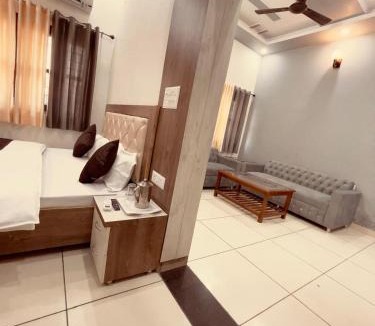 Bullawala House | Vishram Guest House