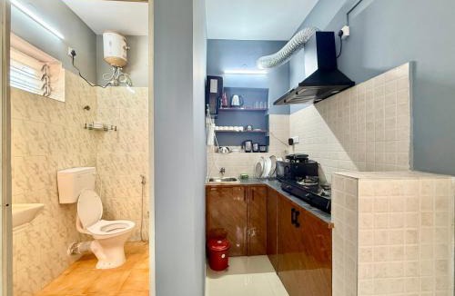 Sector II Apartment | Voguish 1RK Retreat with Terrace, Near Sector 5 Metro - Prime Salt Lake Location