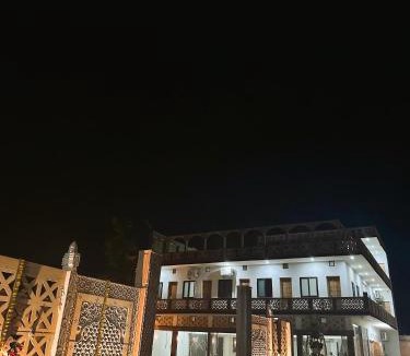 Banar Hotel | Vrindavan Garden & Hotel