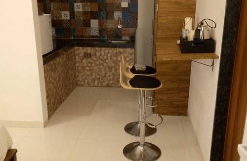 Pali Hotel | Wandr City Of Music