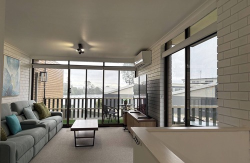 Nagambie House | Water Views & Water Access - Great Location
