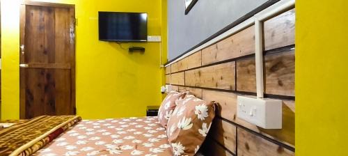 Mawlynnong House | West corner homestay