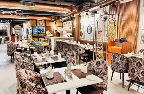 Pashim Vihar Hotel | Western Blu