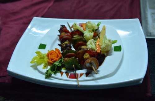 Moolakadai Hotel | Westwood Riverside