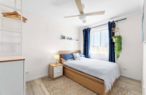 Tuross Head Apartment | Whale Watcher – 5BR Home | Summer Only