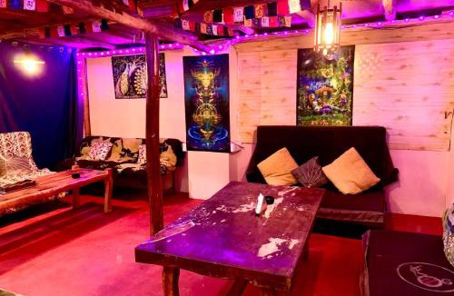 Vashist Hostel | WHAT THE FOREST Vashisht