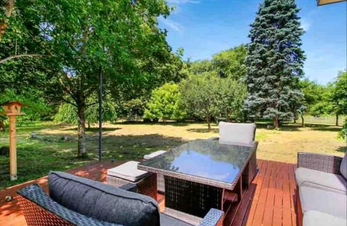 Tanybryn Cottage | Whispering Waters: Family-Friendly Cottage Rental in Tanybryn with Nearby Waterfalls