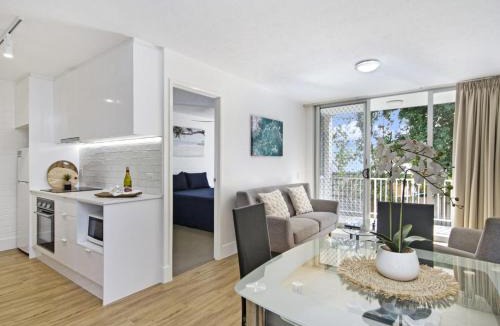 Coolangatta Apartment | White Caps Unit 3