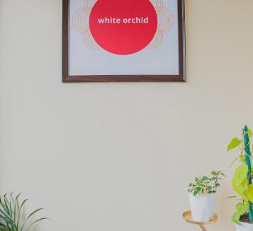 Turuk Apartment | White Orchid