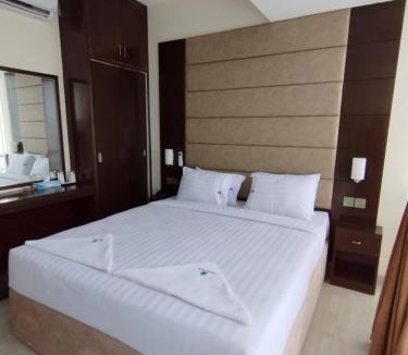 Chittagong Hotel | White Park Hotel & Suites