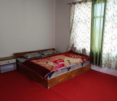 Kaza House | White rose homestay