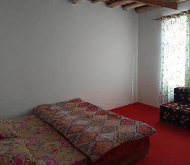 Kaza House | White rose homestay