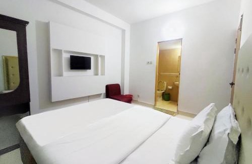 Uttara Hotel | White Rose Suites Ltd