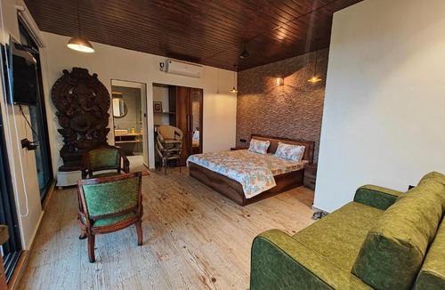 Pali Bed & Breakfast | WhiteMist by Shellters
