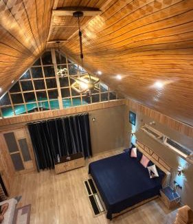 Raison Villa | Wildflower oasis cottage