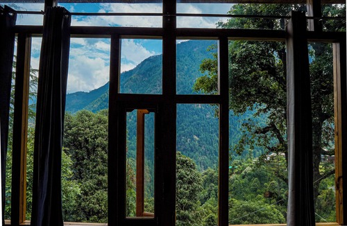 Banjar Cottage | WOW Wooden Duplex cottage (Yoga Kutir)