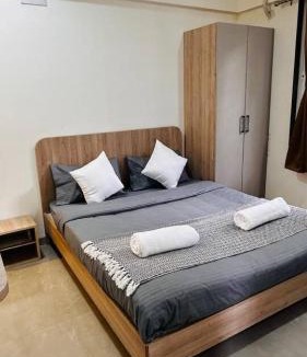 Pimpri - Chinchwad House | Wren Hideaway Cosy AC studio in Pune