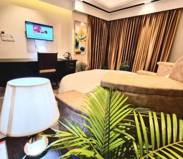 Uttara Hotel | Xpressmall Hotel near Dhaka Airport