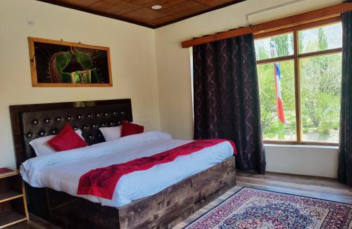 Nubra Valley Hotel | Yarab tso hotel Tigger Nubra