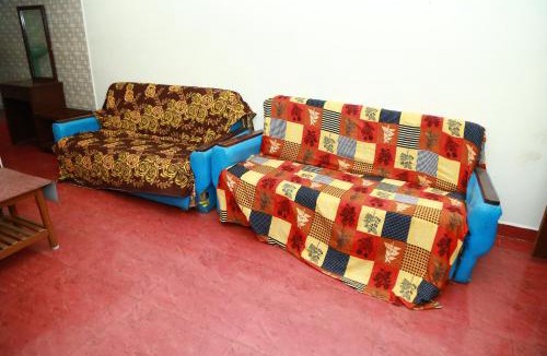 Yelagiri Hotel | Yelagiri SJR Residency