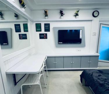 Goregaon West Apartment | Your home away from home