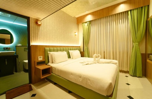 Mysore Hotel | Yuvraj Land Mark