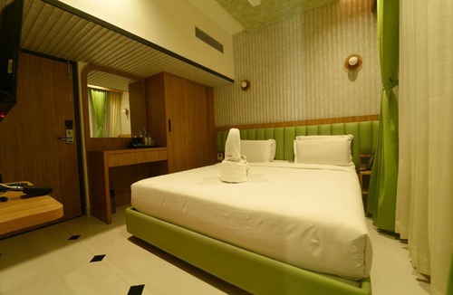 Mysore Hotel | Yuvraj Land Mark
