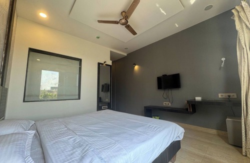 Lonavala Resort | Zestin Hill Resort