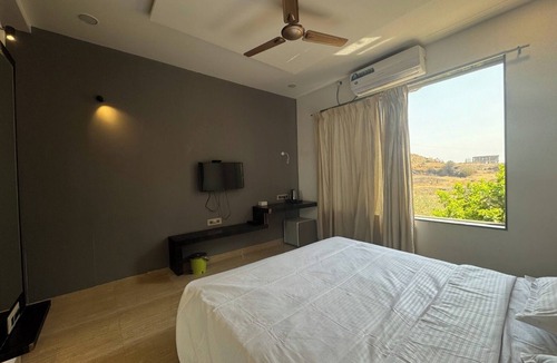 Lonavala Resort | Zestin Hill Resort