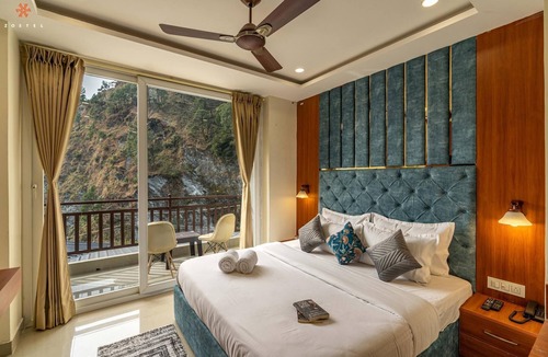 Dharamshala Hostel | Zostel Plus Kareri