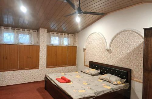 Sudarbal House | zoz Hazratbal