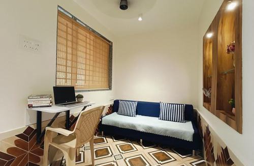 Ratnagiri Villa | Zuluk Poolside Luxury Homestay with Swimming Pool