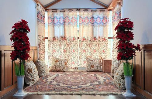 Pahalgam Hotel | Zuri cottage Pahalgam