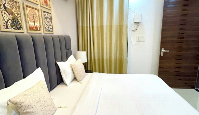2BHK Villa 56 Devam By Iraaya Stays in Vrindavan