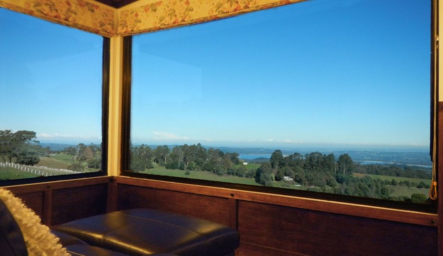 A Cottage with a View at Tudor Ridge in Kallista