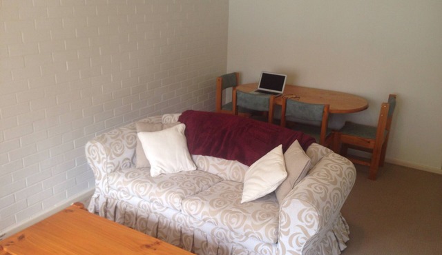 Affordable & Comfortable Inglewood apartment with Pool in Inglewood