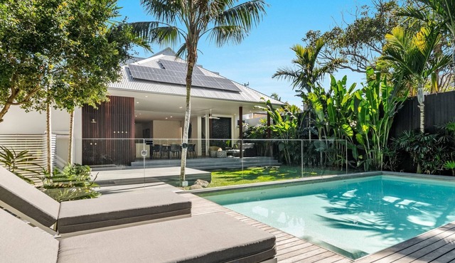 Alpha Luxe by Belle Escapes. Winter Escape Special - Free Nights on us! Luxury Family Accommodation in Byron Bay