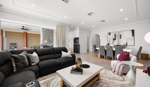 Aurora House—Heritage-style meets City Convenience in Brompton