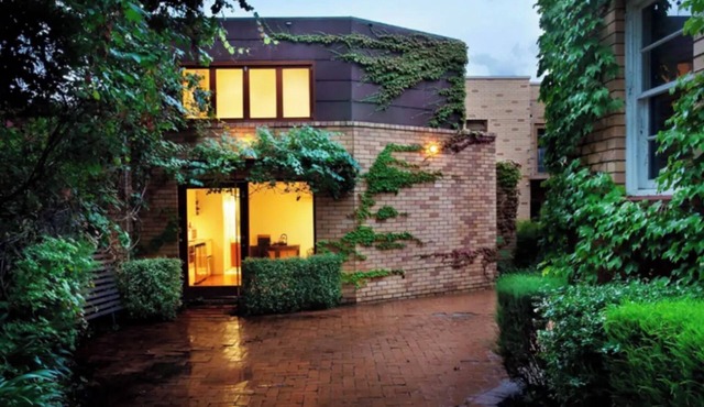 Award-Winning Architectural Loft in Forrest
