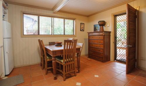 Bali Hut in Bulwer
