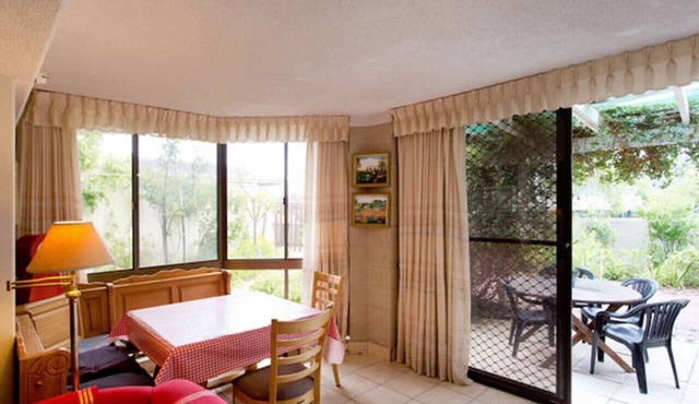 Beach Haven and Kite Surfers dream in Coogee