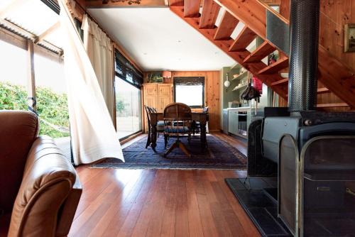 Beachside Barn Family Getaway in Low Head