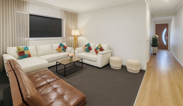 Beautiful Modern Home · Minutes from Bendigo CBD in White Hills
