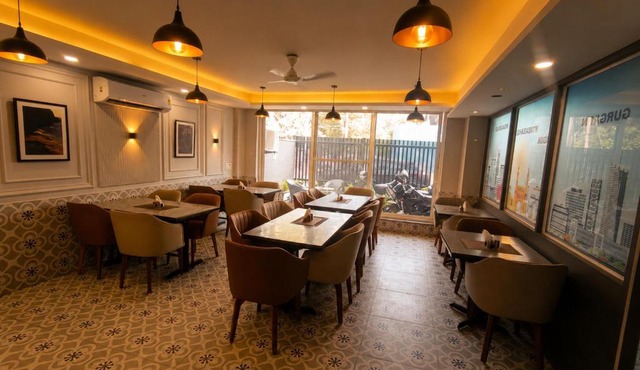 BedChambers Luxurious Aparthotel Near Medicity