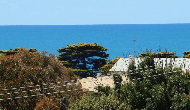 Bel-Air Luxury Townhouse in Lorne