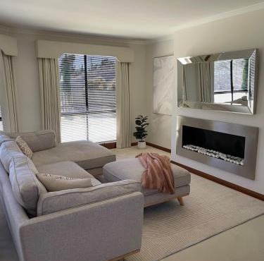Blackstone Lakeside 4 Bedrooms 2 Bathrooms in Hadspen